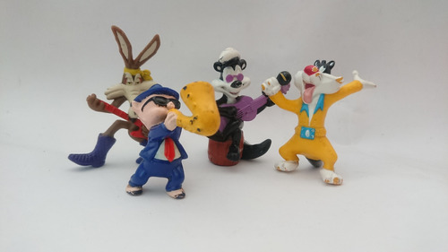 Looney Tunes Pepsi Concierto Coyote, Pepe, Porky