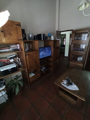 Casa En Venta En Castelar Sur
