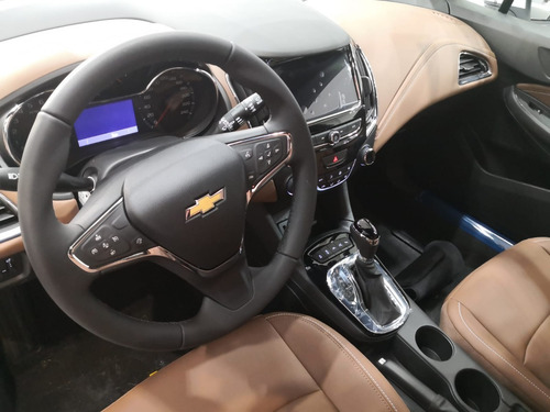 Imagen 8 de 16 de Chevolet Cruze 5 Puertas Turbo Premier #pcp