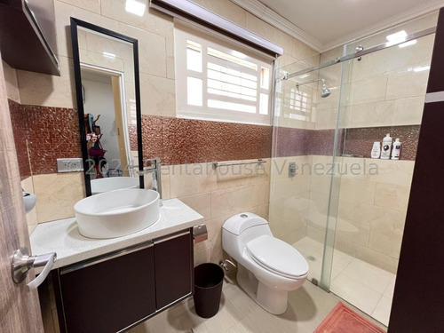 Venta De Townhouse En Karol Home Maracay Aragua 24-27080 Irr