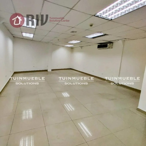 Imagen 2 de 15 de En Venta Local Comercial Con Sus Fondos De Comercio Ubicado En La Guaira