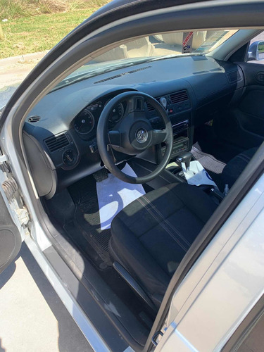 Volkswagen Bora 2.0 Trendline 115cv Tiptronic | Impecable