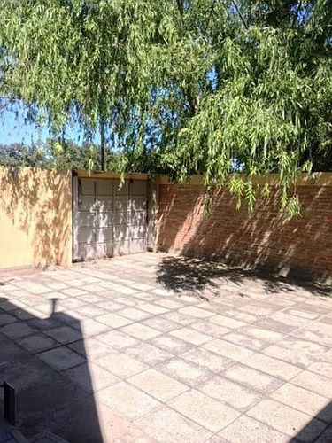 Imagen 11 de 14 de Distribuido En Planta Baja Y Entrepiso | Muy Buen Estado | Reservado