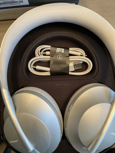 Headphone Bose 700 Bluetooth Prata Noise Canceling
