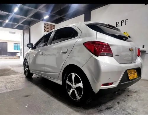 Chevrolet Onix 1.4 Ltz 5 p