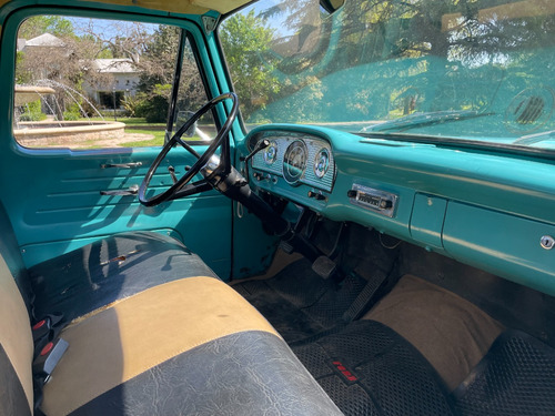 Ford F100 1963 V8