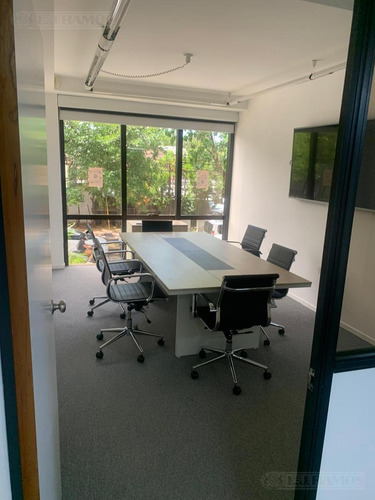 Alquiler De Oficina De 200 M2 En San Isidro