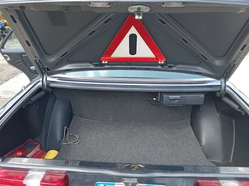 Mercedes-Benz 230 2.3 S123