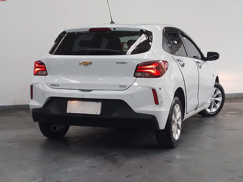 Chevrolet Onix plus ONIX HATCH LTZ 1.0 12V TB FLEX 5P MEC.