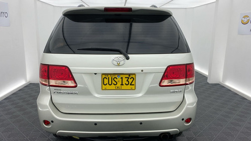 Toyota Fortuner 4.0 Sr5