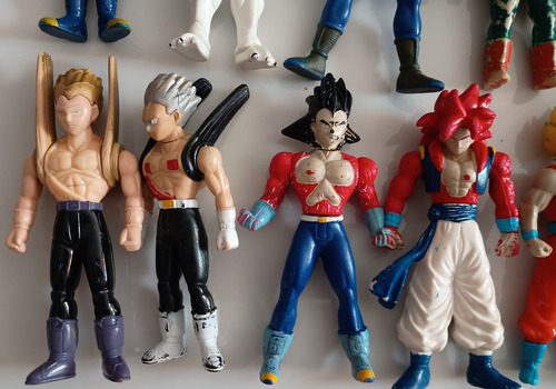 Figuras Dragón Ball Z Bootleg Vintage 90s 24 Piezas (Usado)