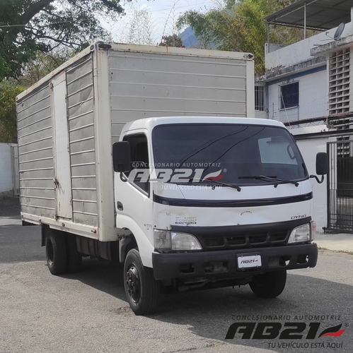 Imagen 3 de 10 de Toyota Dyna
