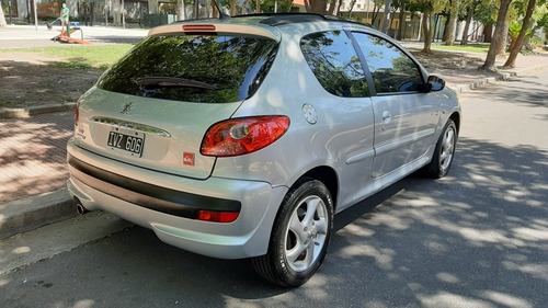 Peugeot 207 1.6 Quicksilver 2010