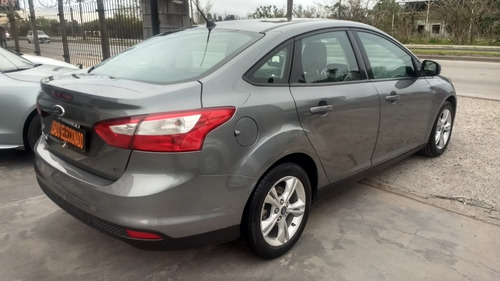 Imagen 5 de 12 de Ford Focus Iii 2.0 Sedan Se 2014