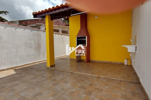 Imagem 1 de 14 de Casa Com Churrasqueira Lado Serra E 02 Vagas