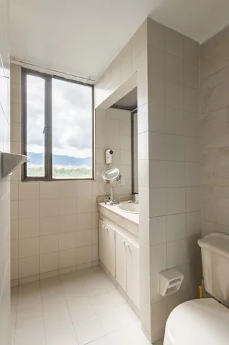 Apartamento En Arriendo En Club Los Lagartos. Cod A19936