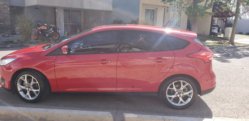Imagen 10 de 11 de Ford Focus Iii Rojo Impecable!!