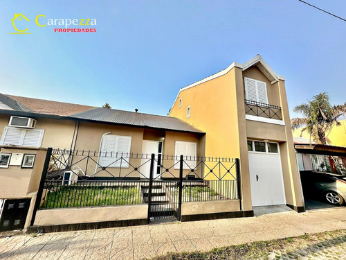 Hermosa Casa 5 Amb En Venta En Barrio Altos De Podesta / Reservada !!!
