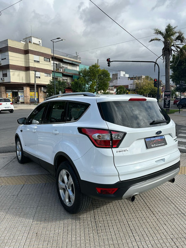 Ford Kuga 2.0 Titanium At Awd