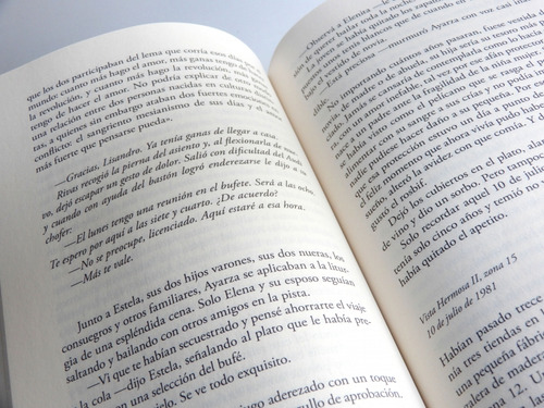 Arrebatos carnales II ( Arrebatos carnales 2 ), de Martín Moreno, Francisco. Literatura Hispánica Editorial Alfaguara, tapa blanda en español, 2020
