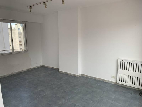 Imagen 9 de 24 de Venta Semipiso Al Frente 2 Dormitorios Terraza 20m Arenales 1200