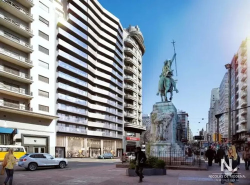 Edificio Torre Centra En El Centro De Montevideo, Venta Apartamento De 1 Dormitorio Con Terraza Al Frente