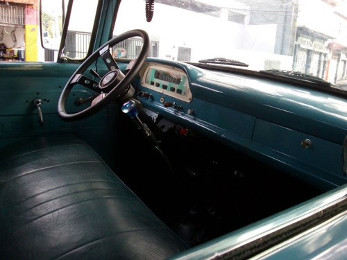 Ford F600 Guincho Antigo