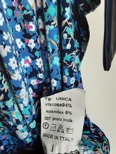 Imagen 5 de 5 de Blusa Italiana Estampada Cuello Alto Sin Mangas, Talla U