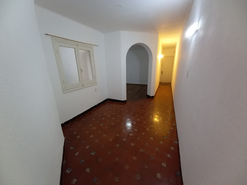 Vendo Apartamento Ciudad Vieja 3 Dormitorios 2 Baños