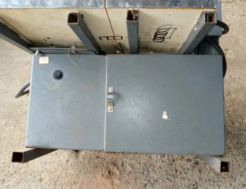 Se Vende Sierra Eléctrica Metalúrgica 9000 Usada