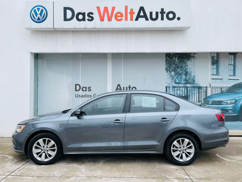 Imagen 5 de 9 de Volkswagen Jetta 2.0l L5 115hp Tip 2016