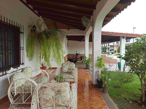 Imagen 4 de 22 de Hermosa Casa Quinta En Urb La Mantuana Country . Lis #22-9217