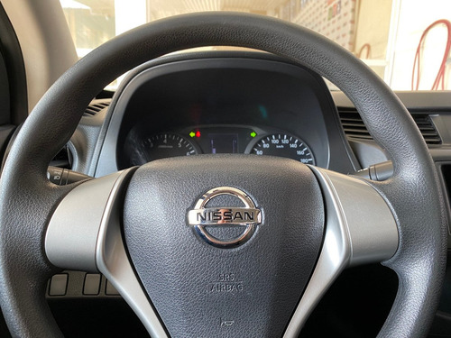 Imagen 13 de 14 de Nissan Np300 Estaquitas