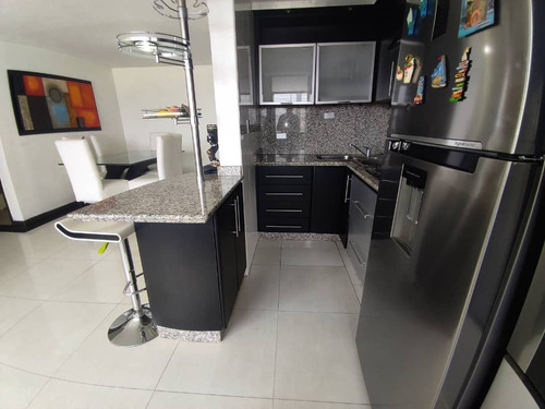 Imagen 10 de 19 de Apartamento En Venta En Urb Bosque Alto, Remodelado 04121994409