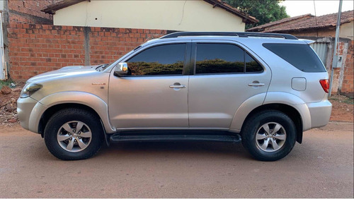 Imagem 3 de 10 de Toyota Sw4 2008 3.0 Srv 7l 4x4 Aut. 5p