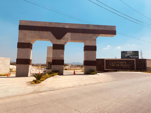 Fracc, Residencial Puerta De Hierro