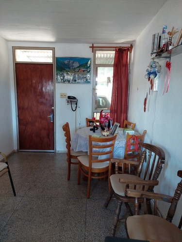 Imagen 4 de 8 de Vendo Vivienda De Dos Dormitorios En Complejo Del Molino