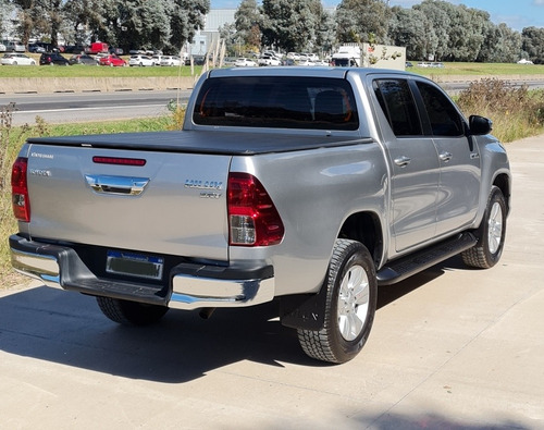Toyota Hilux 2.8 Cd Srv 177cv 4x2 Modelo 2020