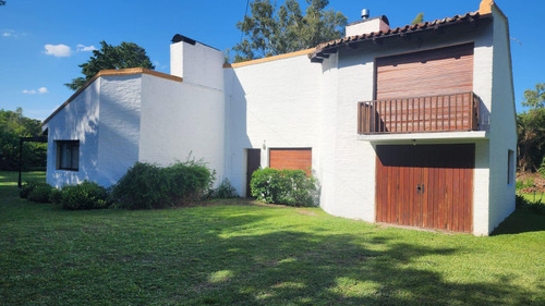 Quinta Con Casa De Huespedes En Venta - Parque Arbolado De 6.500 M² - Zelaya