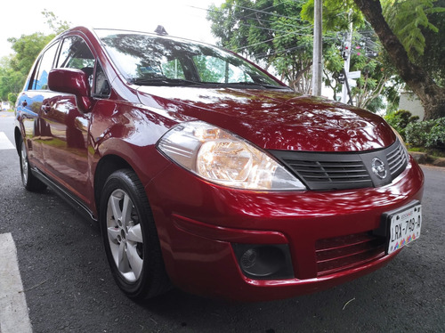 Nissan Tiida 1.8 Advance Sedan Mt