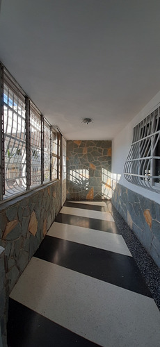 Imagen 12 de 20 de Casa En Venta En Las Delicias, Maracay