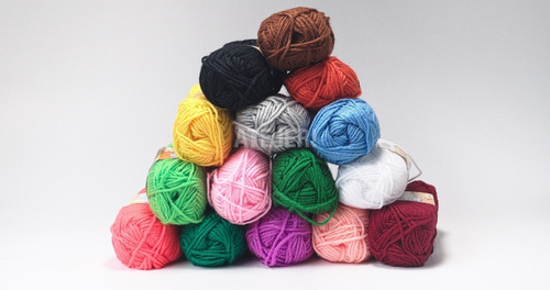 Imagen 4 de 4 de Pack Lanas D´primera Cisne 5 Ovillos X 40 Gs. Total 200 Gs