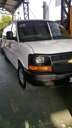 Imagen 5 de 10 de Renta De Camionetas 12 Y 15pasajeros Df Cdmx