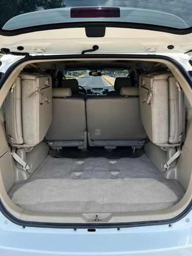 Imagen 6 de 7 de Toyota Fortuner