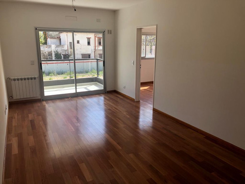 Imagen 4 de 8 de Departamento - Olivos-vias/rio