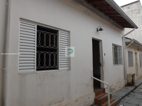 Casa Para Venda Em Mogi Das Cruzes, Centro, 2 Dormitórios, 1 Banheiro - Ca0102_2-1097526
