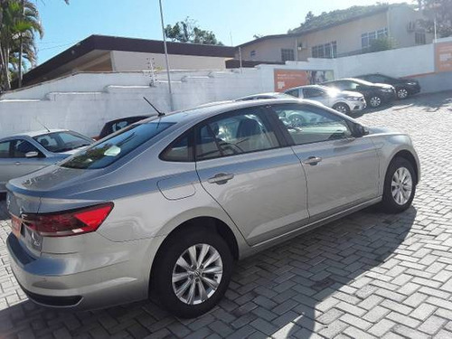 Imagem 7 de 9 de Volkswagen Virtus 1.6 Msi Total Flex Manual