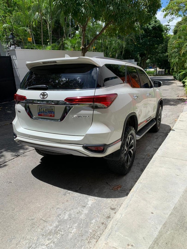 Imagen 18 de 18 de Toyota Fortuner 2018