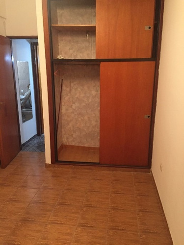 Imagen 4 de 5 de Departamento Tipo Casa En Venta En Bernal Oeste