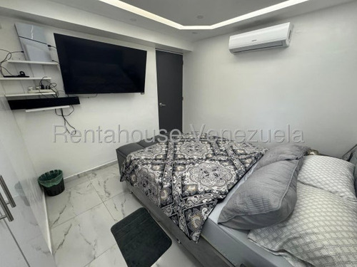 Apartamento En Venta Santa Paula 25-14873 Lv
